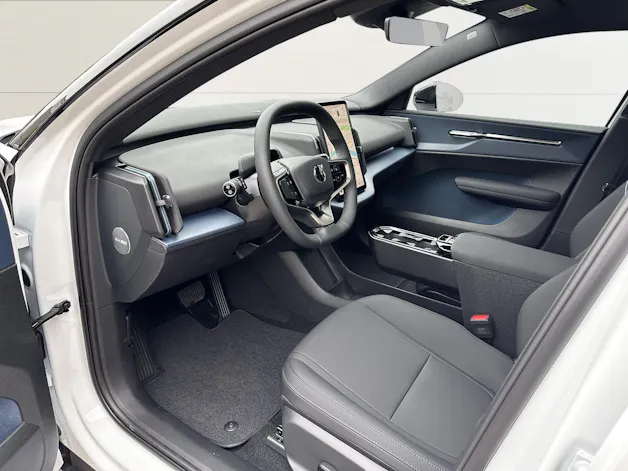 Volvo EX30 E60 Twin Ultra Performance AWD