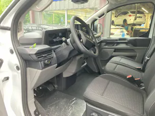 Ford Transit C Van 320 L1 2.5 Duratec 233 Trend PHEV