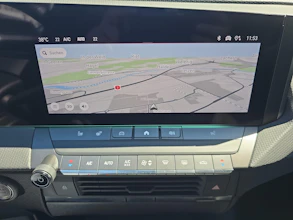 https://vehicle.imgix.net/4354812/2e1ea286-5759-483d-abe9-d36cc211fe27.jpg