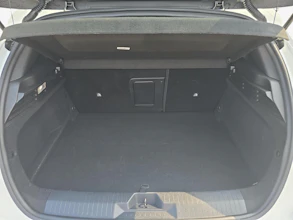 https://vehicle.imgix.net/4354813/279f65dc-04a4-470a-9e3a-d4ca97c170a6.jpg