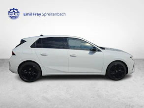https://vehicle.imgix.net/4354813/c3a73fd6-fd71-4a3d-8e49-cd16b0a4e030.jpg