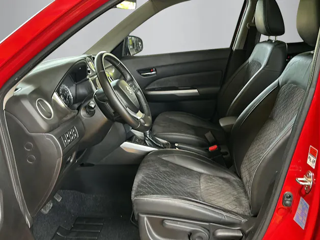 Suzuki Vitara 1.4 T Compact Top 4x4