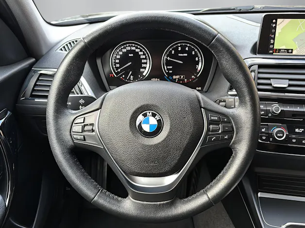 BMW 118i Essential Ed.