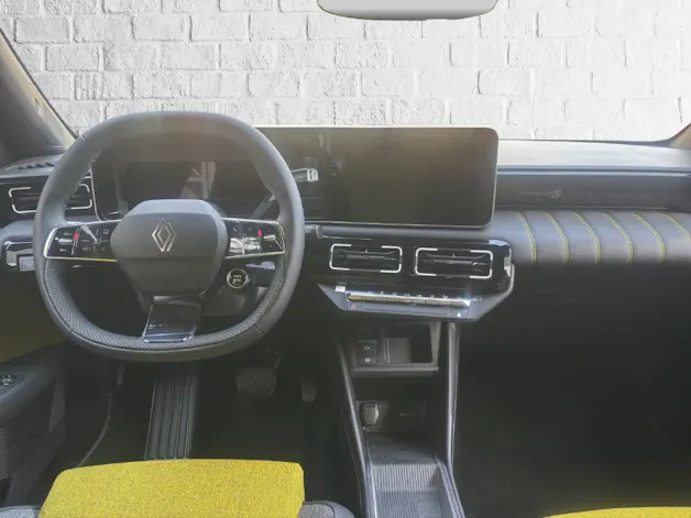 Renault R5 E-Tech Comfort Range iconic five