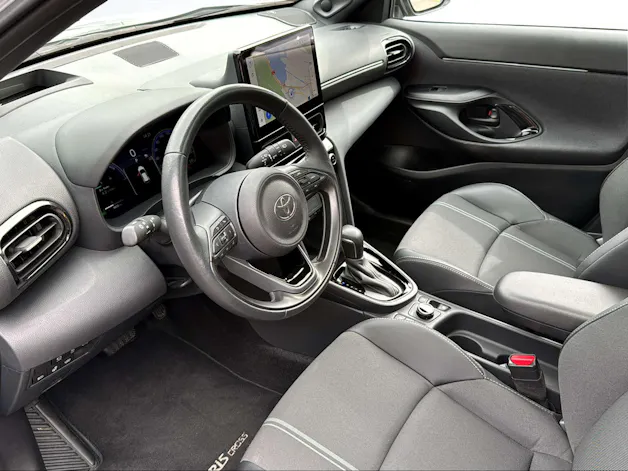 Toyota Yaris Cross 1.5 VVT-i HSD Premiere Edition AWD-i