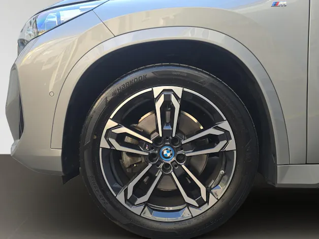 BMW iX1 30 xDrive