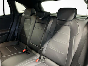 Fahrzeugbild MERCEDES-BENZ EQA 350 Electric Art Line 4matic