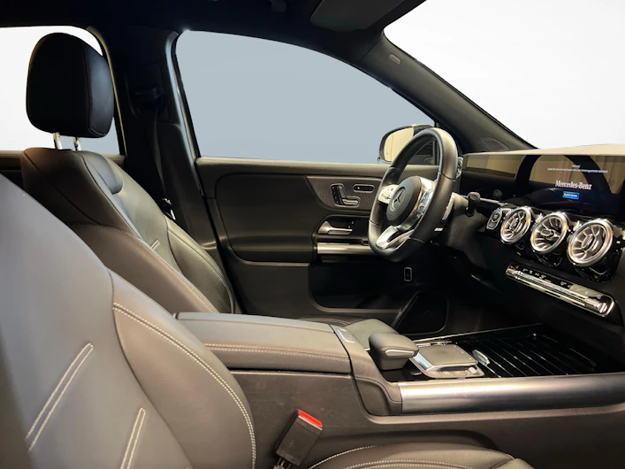 Fahrzeugbild MERCEDES-BENZ EQA 350