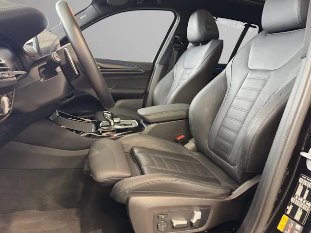 BMW X3 30e xDrive SAG