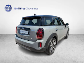 https://vehicle.imgix.net/4354972/962b9b77-c35a-4fad-84c9-9eaf2e50ff23.jpg