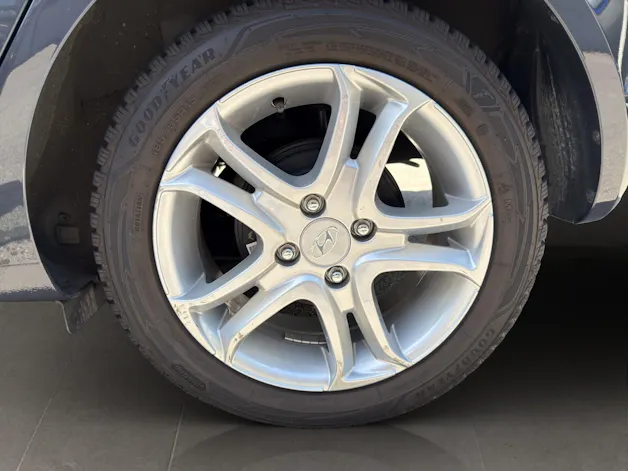 Hyundai i10 1.2 Amplia