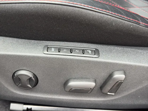 Škoda Octavia Combi 2.0 TDI RS 4x4 DSG