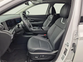 https://vehicle.imgix.net/4355017/ca2b4bf3-d212-4dc6-b191-3394fd851840.jpg