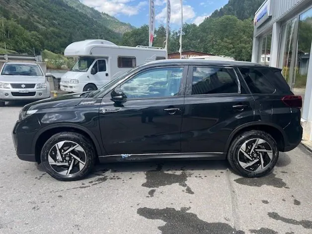 Suzuki Vitara 1.4 T Sakura Top Hybrid 4x4