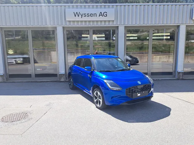 Suzuki Swift 1.2 Sakura Top Hybrid 4x4