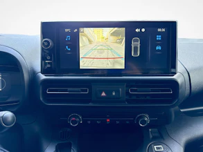 https://vehicle.imgix.net/4355093/07d1fc2e-51e3-4d8a-976c-2196aa36432e.jpg