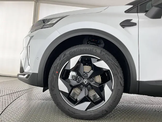 Renault Captur 1.8 E-Tech techno