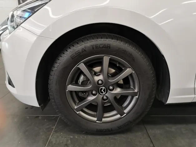 Mazda 2 1.5 90 Ambition Plus