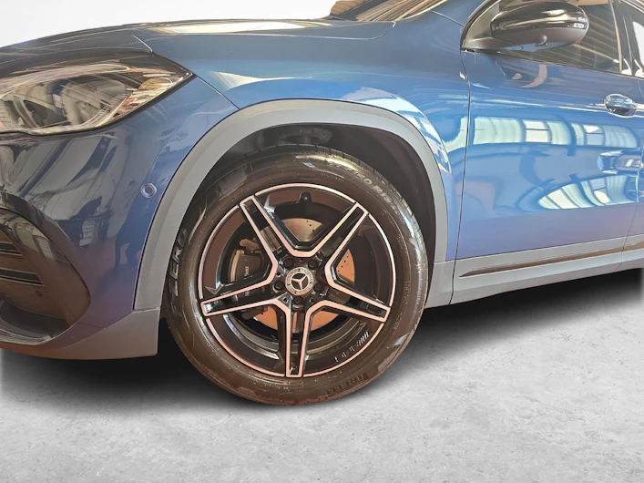 Fahrzeugbild MERCEDES-BENZ GLA 200