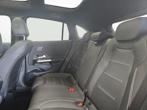 Fahrzeugbild MERCEDES-BENZ GLA 200 4MATIC AMG Line