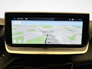https://vehicle.imgix.net/4355289/9eaceccb-1b26-46a2-af92-02a8a2d8ea1e.jpg