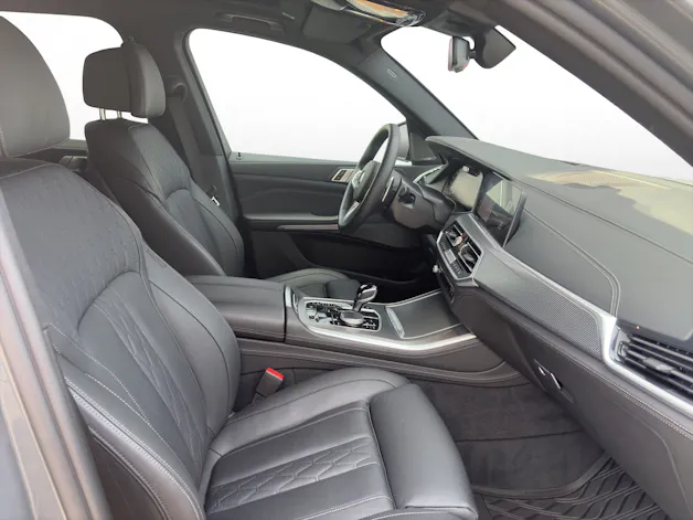 BMW X5 M50i xDrive