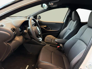 Fahrzeugbild TOYOTA Yaris 1.5 VVT-i HSD Premium