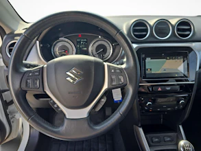 https://vehicle.imgix.net/4355352/2d853d74-124b-4e5d-8f43-44f8f3664972.jpg