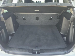 https://vehicle.imgix.net/4355352/90d28be6-5260-4f41-831e-cac607729ba7.jpg