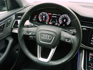 AUDI Q8 50 TDI quattro T-Tronic