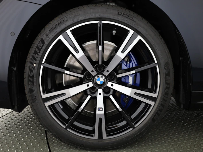 Fahrzeugbild BMW 5 SERIES