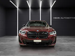 BMW iX3 E-Motor MFK 13.07.2026 Attraktiven Leasingzinssatz ab 0,9 % bei Abschluss einer BMW Fahrzeugversicherung.
