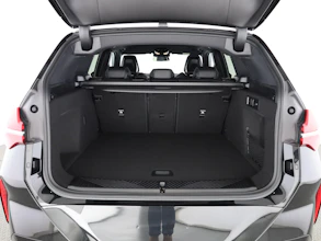 https://vehicle.imgix.net/4355376/1c7017ea-36dc-41b9-a0d4-04debe10939c.jpg