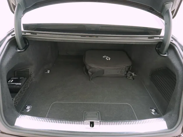 Audi A8 60 TFSI e quattro tiptronic LWB