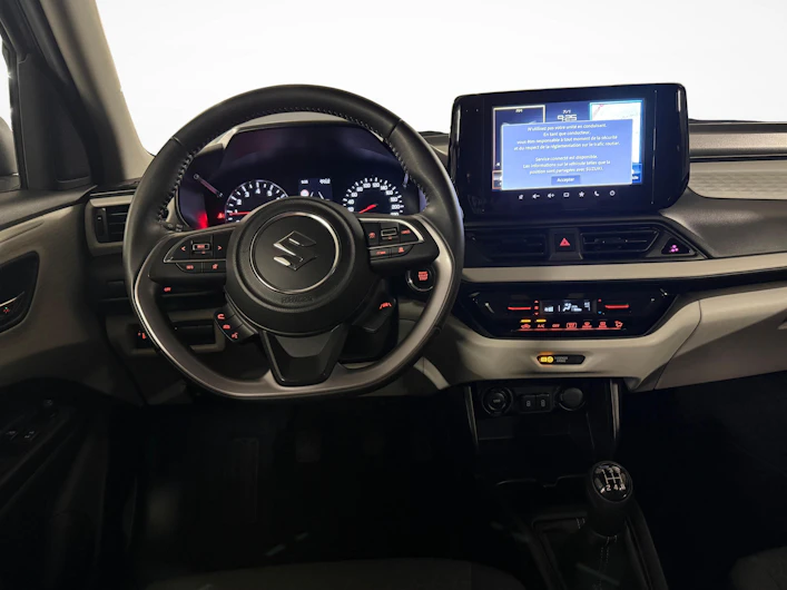 image du véhicule SUZUKI SWIFT