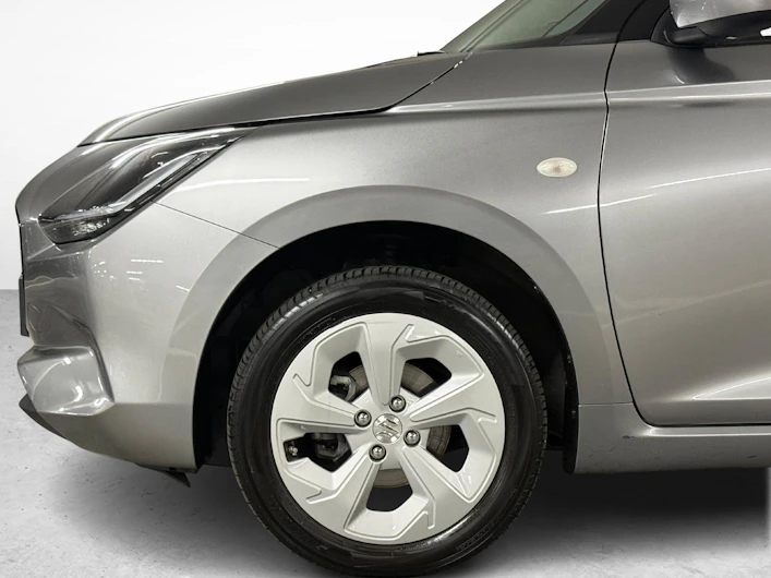image du véhicule SUZUKI SWIFT