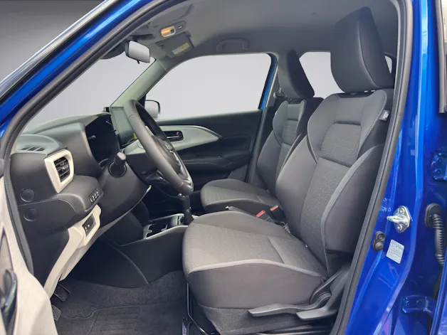 Suzuki Swift 1.2 Sakura Top Hybrid 4x4