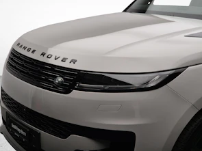 Fahrzeugbild LAND ROVER Range Rover Sport 3.0 I6 P460e Momentum Edition ab 0.99% Leasing