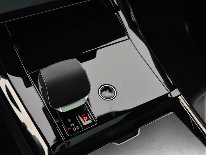 Fahrzeugbild LAND ROVER RANGE ROVER SPORT