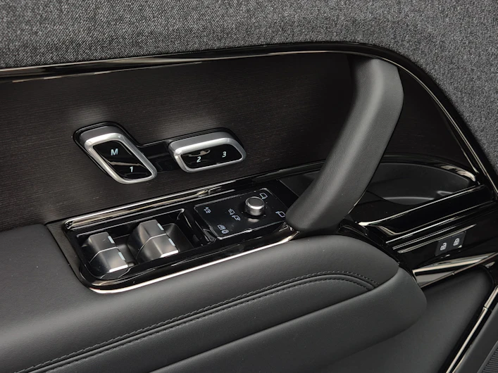 Fahrzeugbild LAND ROVER RANGE ROVER SPORT