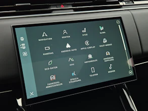 https://vehicle.imgix.net/4355446/d64af214-c351-4170-a5f4-fef5dc03be83.jpg