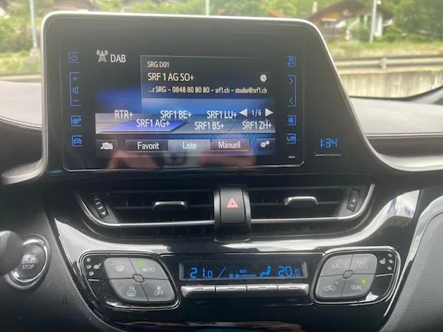Toyota C-HR 1.2 T Premium 4x4