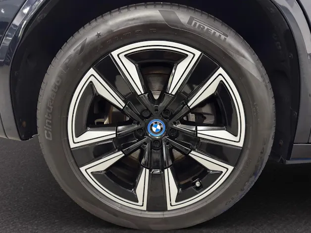 BMW iX3 M Sport