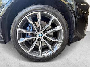 https://vehicle.imgix.net/4355541/20743689-5e08-41fd-9bc4-b3a410fed1b6.jpg