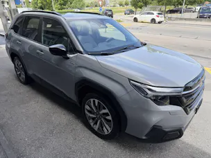 Subaru Forester Station 2.0i e-Boxer Luxury
