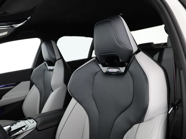 BMW M5 xDrive