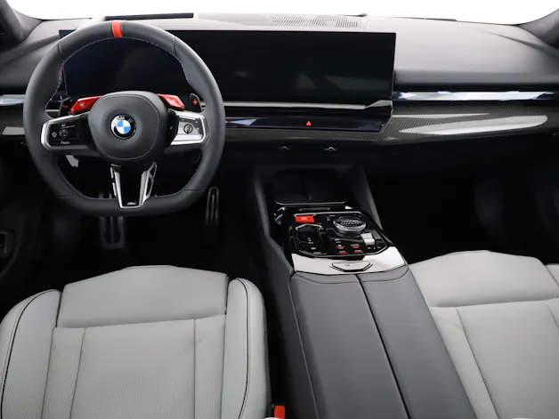 BMW M5 xDrive
