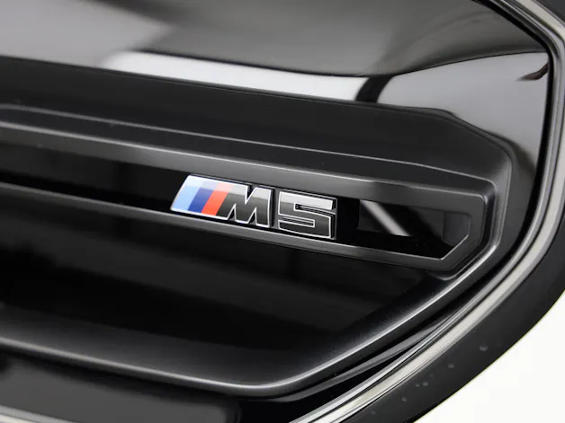 BMW M5 xDrive