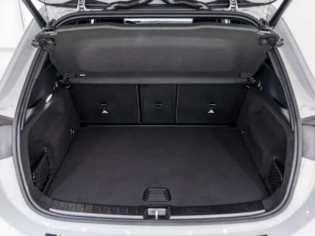Mercedes-Benz GLA 220 d 4MATIC "Swiss Star"