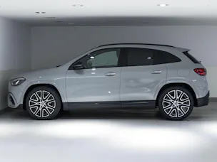 Mercedes-Benz GLA 220 d 4MATIC "Swiss Star"